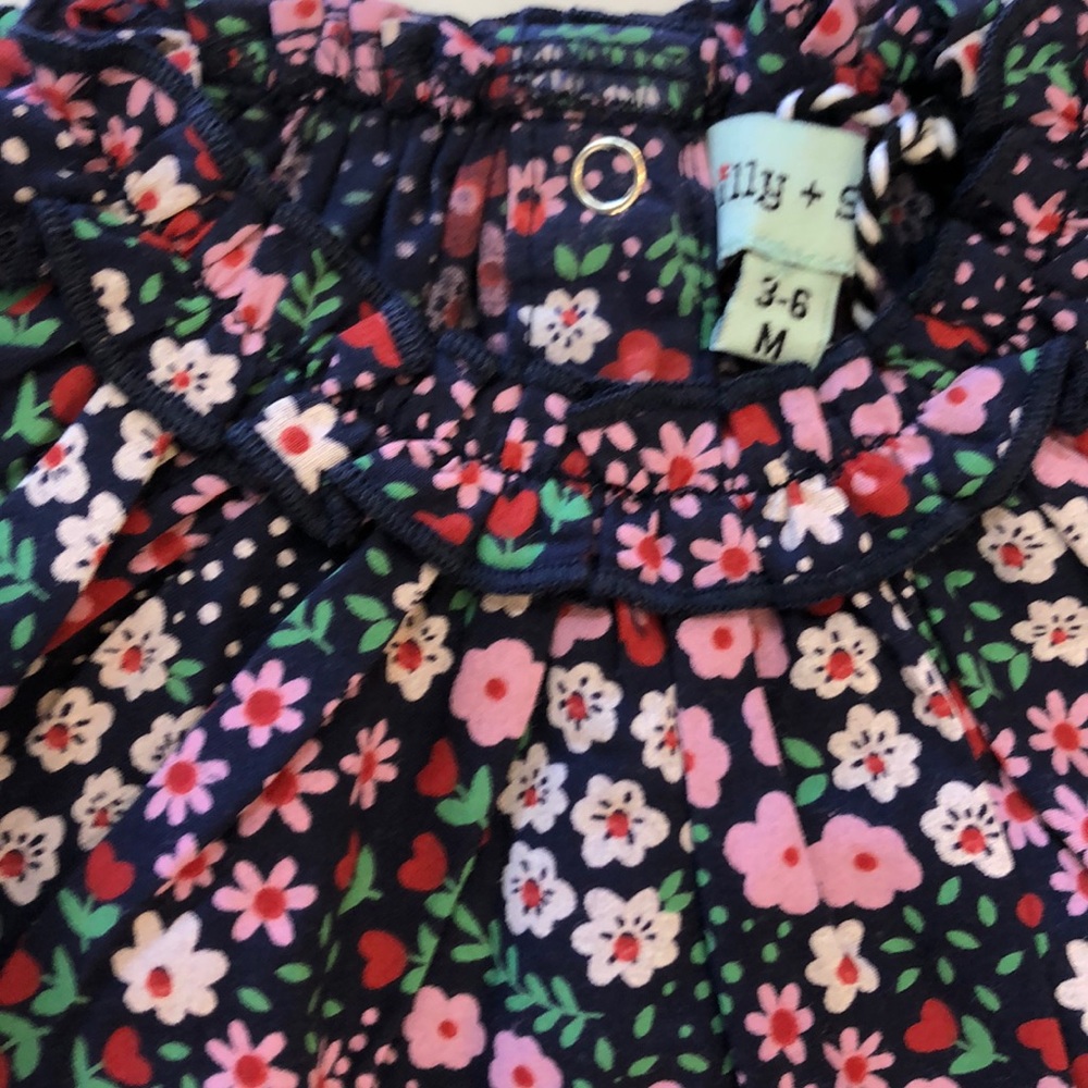 Dress - Picture 2 of 3